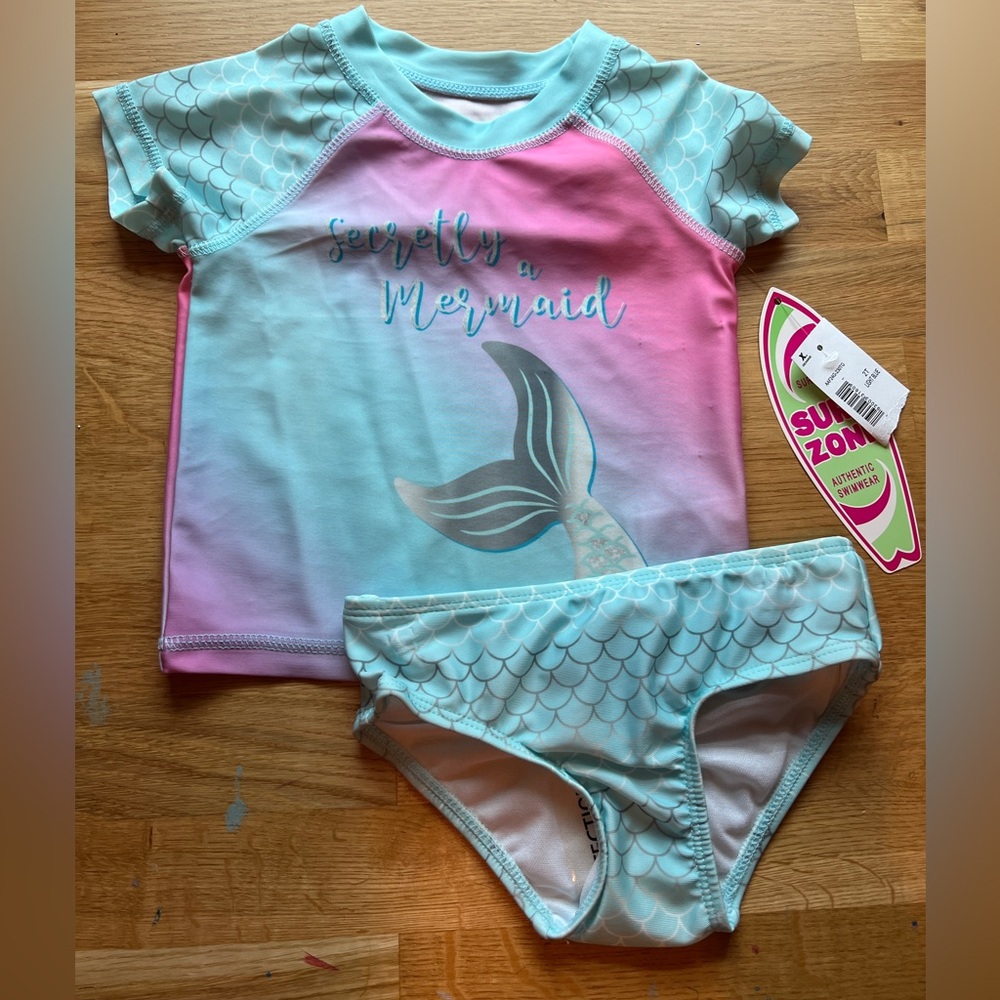 NWT Short sleeve rash guard Mermaid Kids Swim Set - Pink and Blue 2T